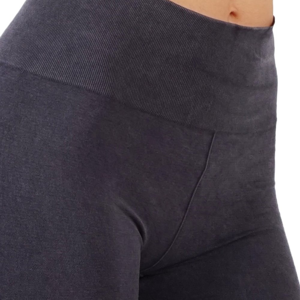 Yoga Dry-Fit Latest Fade Dye Active Capri Leggings - Picture 5 of 5